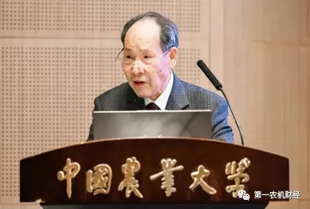 白人樸教授：農(nóng)業(yè)機(jī)械化、智能化要人強(qiáng)機(jī)精